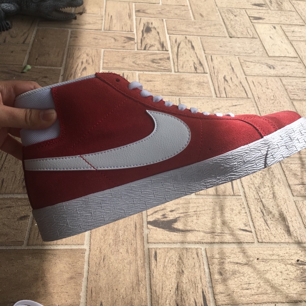 Nike red zoom air